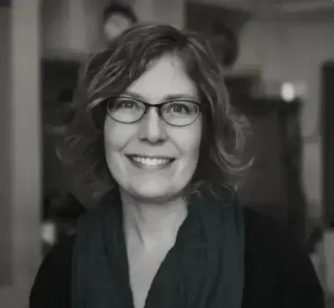 Dr. Tara White